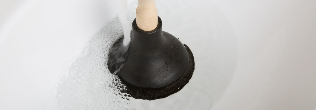 10 Simple Ways to Keep Your Drains from Clogging - MT Dunn Plumbing 10 Simple Ways to Keep Your Drains from Clogging